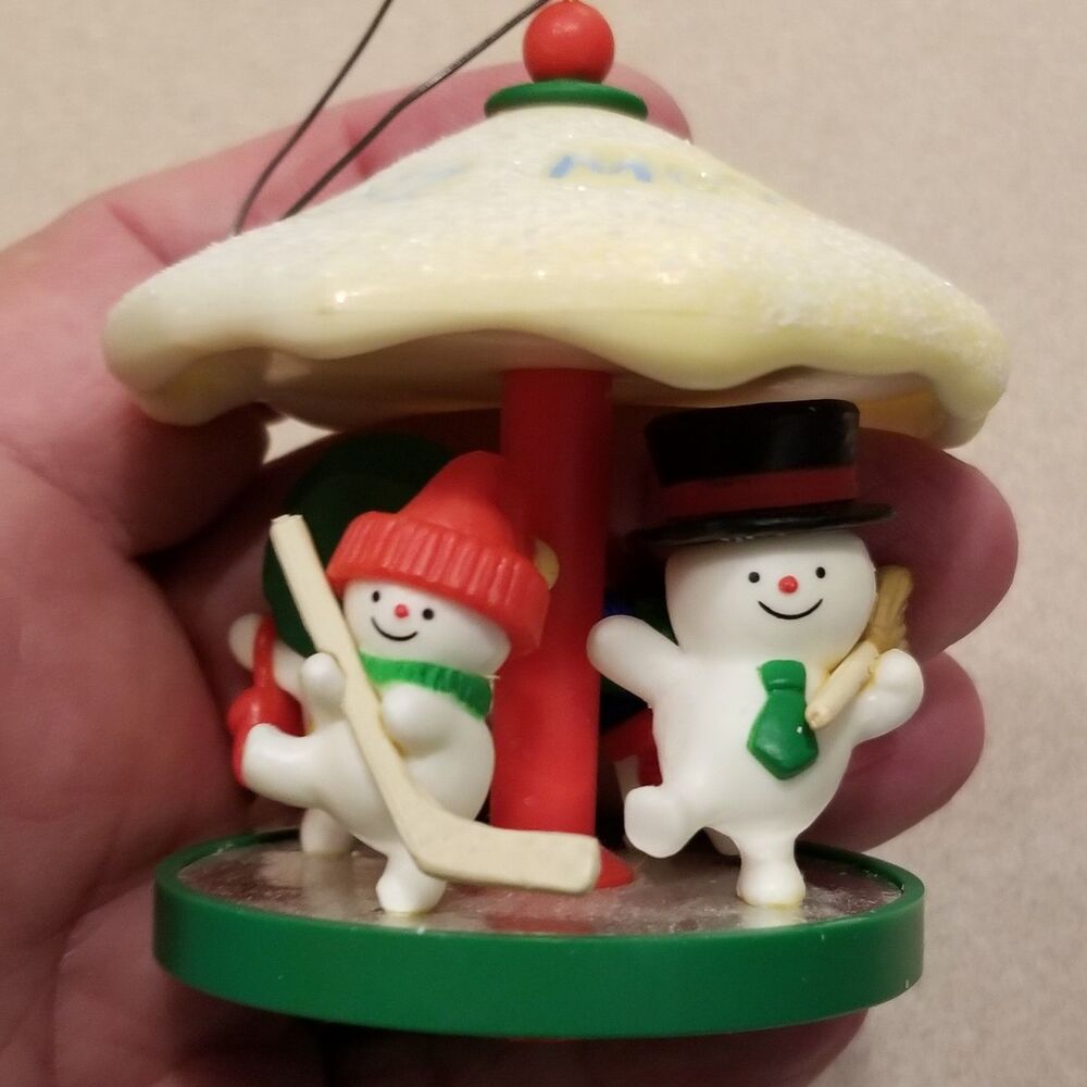 Hallmark snowman carousel ornament vintage 1982 with box